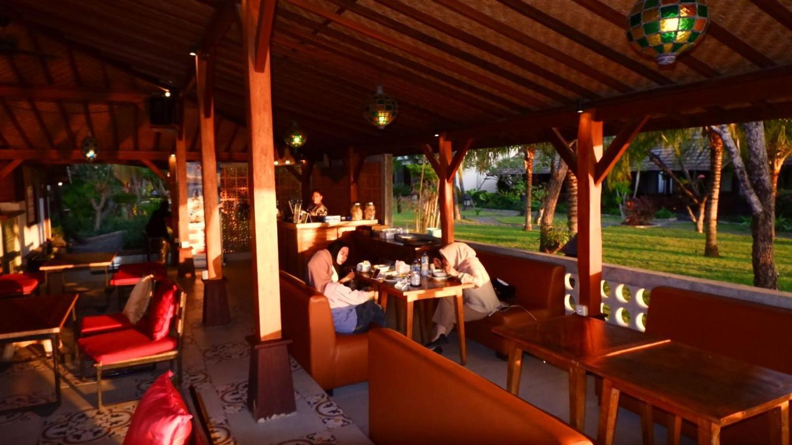 Mina Tanjung Hotel מראה חיצוני תמונה